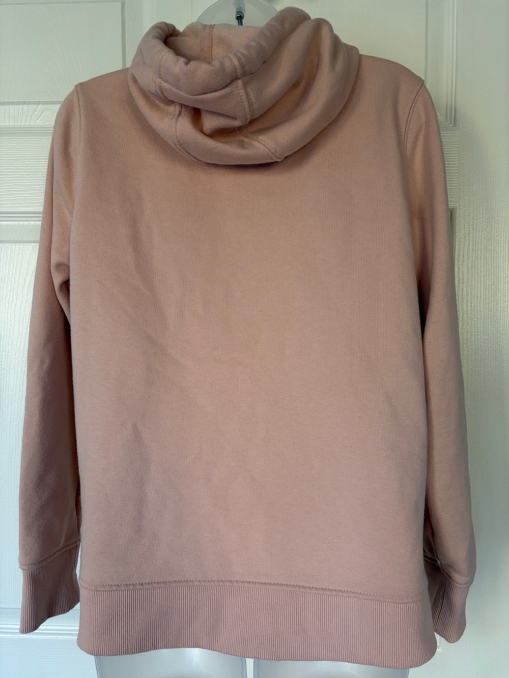 Carhartt Women’s Rain Defender Graphic Hoodie
Ash Rose Sweatshirt size Small - Picture 9 of 11